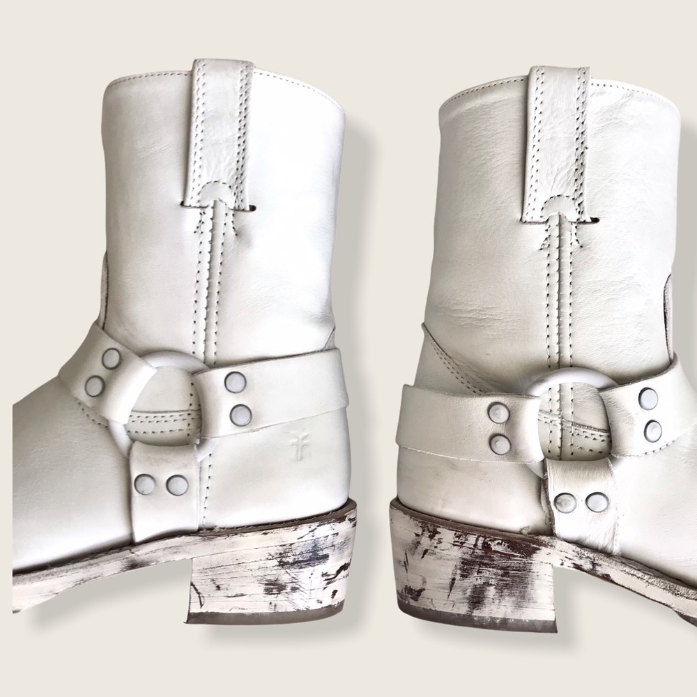 Frye Harness 8R White Distressed Cowboy Calf Boots - Picture 11 of 16